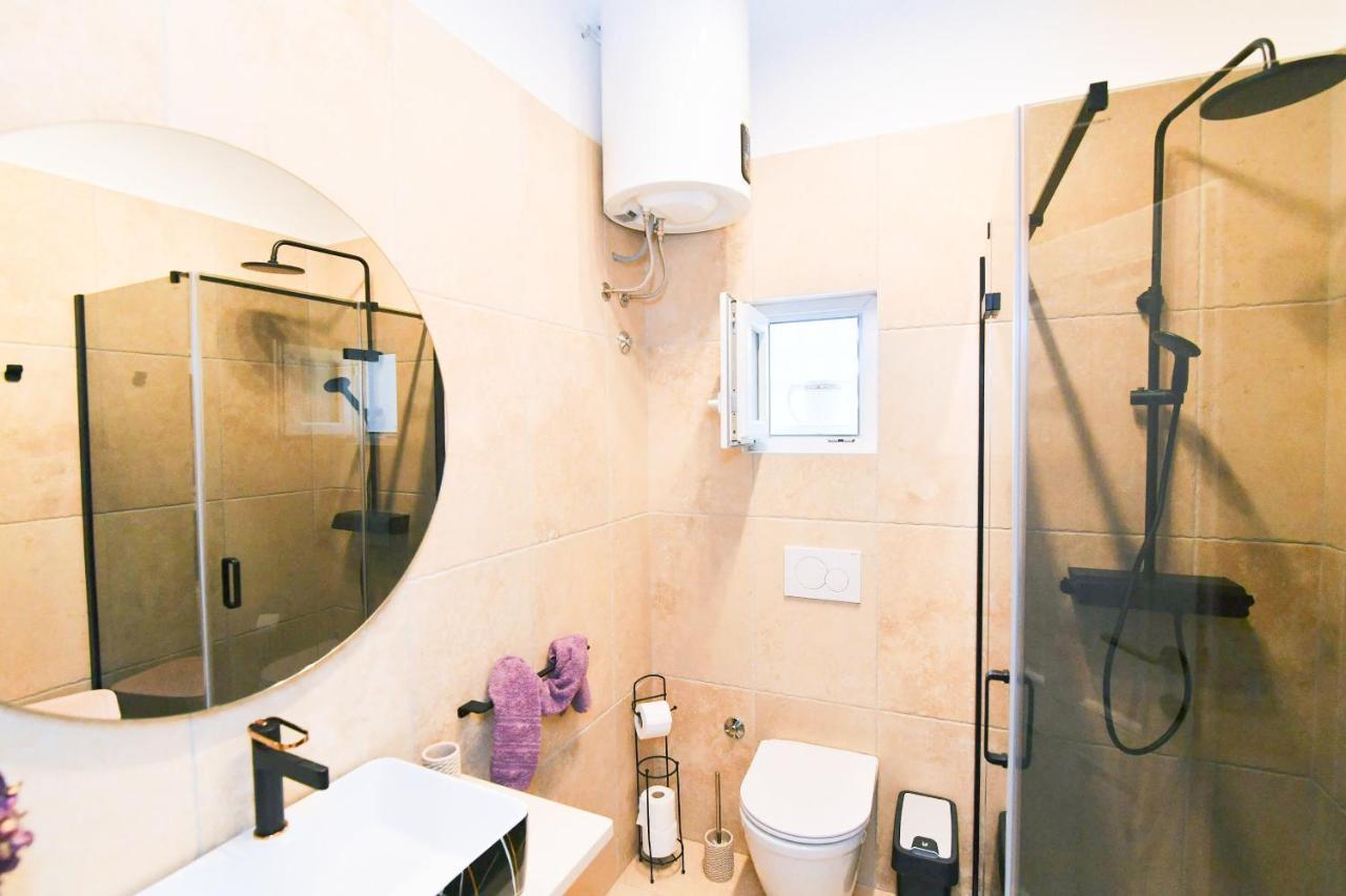 Apartment Carissima-Direct On Sea, Lovran-Opatija ภายนอก รูปภาพ