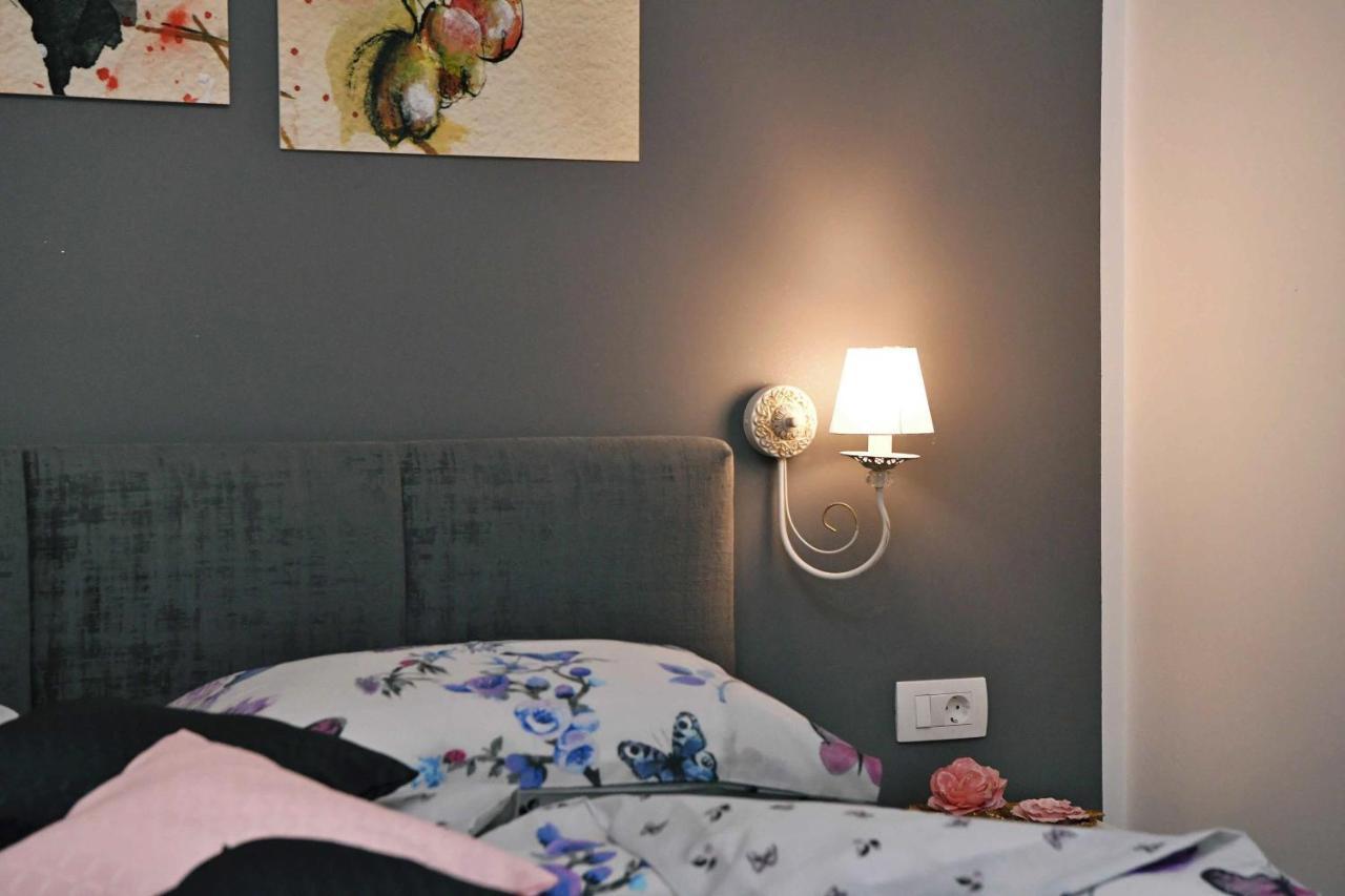 Apartment Carissima-Direct On Sea, Lovran-Opatija ภายนอก รูปภาพ