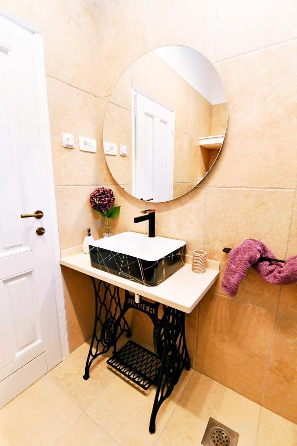 Apartment Carissima-Direct On Sea, Lovran-Opatija ภายนอก รูปภาพ